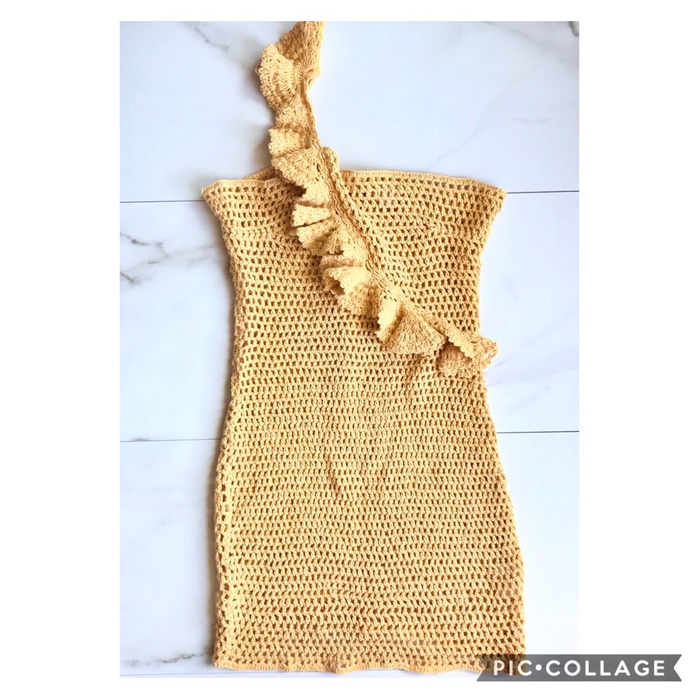 Anthro Ale by Alessandra OneShoulder Crochet Dress